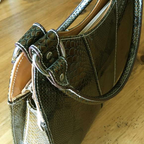 Vintage Bronze Snakeskin Classic Handbag with Contrast Stitching - Picture 4 of 7